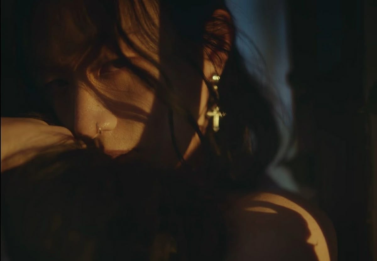 riley tweet media