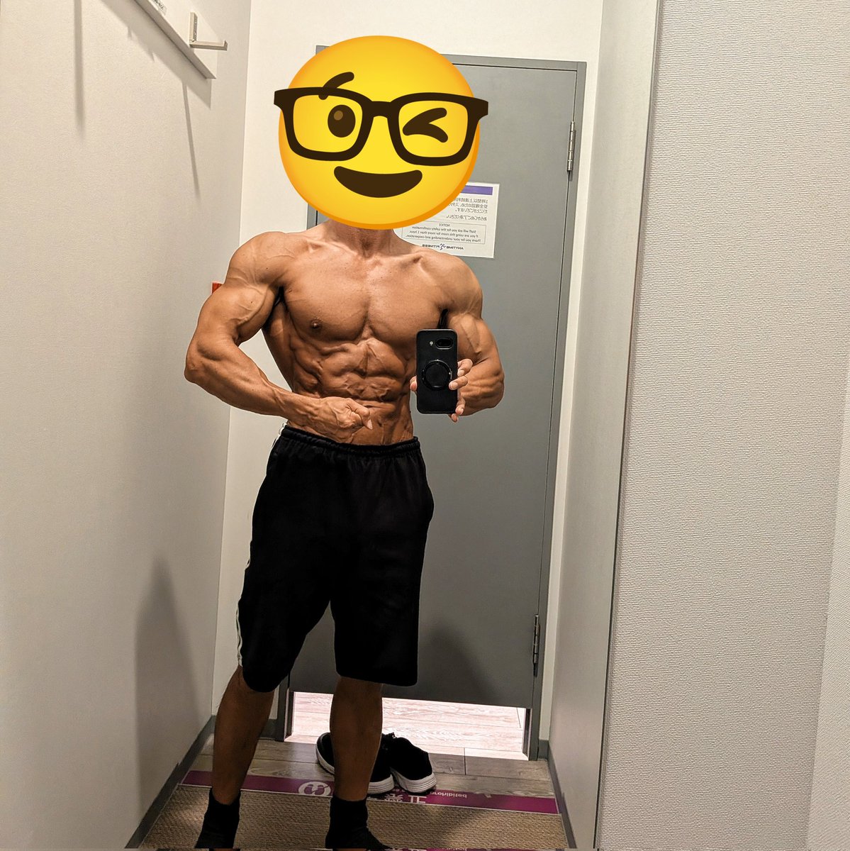 K81286291's tweet photo. アラフィフおやじの減量期
　2026.4.15 減量53日目💪😉
開始　　　　現在
体重69.7kg → 67.3kg (-2.4kg)
体脂肪率8.2% → 6.7% (-1.5%)

今日は雨のせいか
ジムはいつもより人が少なめ🤔

みんなが頑張る日に頑張るのは普通。
少し気が緩みやすい日にもやる。
今日もコツコツ、凡事徹底😌 https://t.co/3NbzU62Tgz