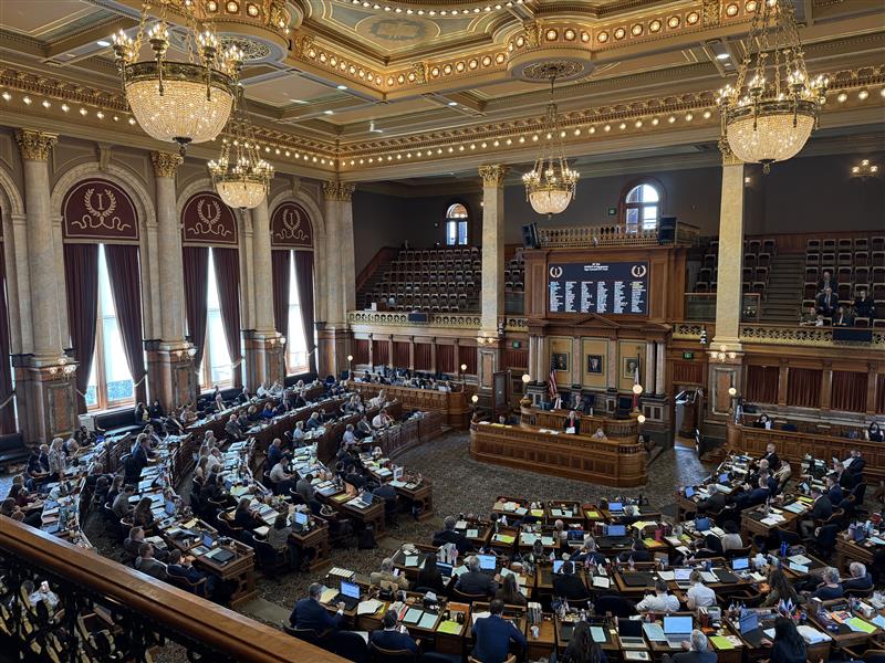 ACSCANIowa's tweet photo. We’re disappointed by yesterday's vote to restrict access to the HPV vaccine—a safe, effective, lifesaving tool that prevents cancer. In a state facing a cancer crisis, this is the wrong direction. The bill now goes to the governor. #ACSCAN #Iowa #Cancer https://t.co/Wyj5i1Ew9z