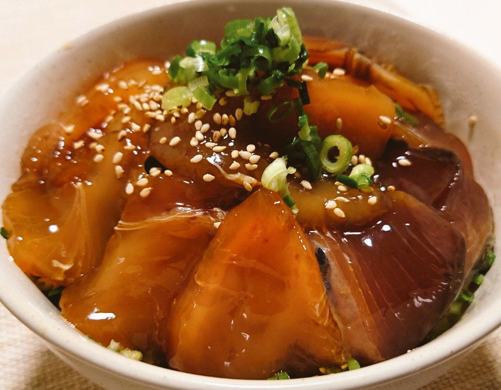 都甲ジェロフ tweet media