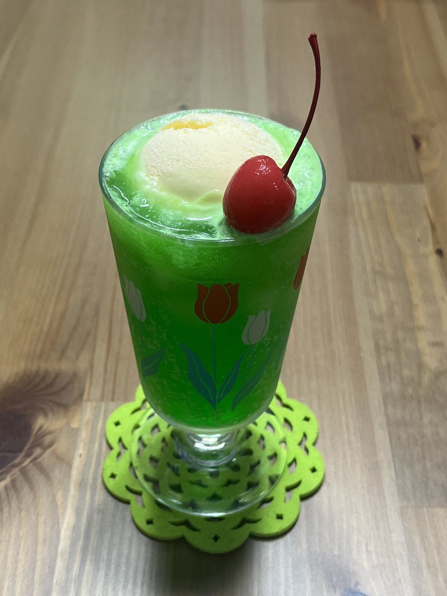 りこパン tweet media