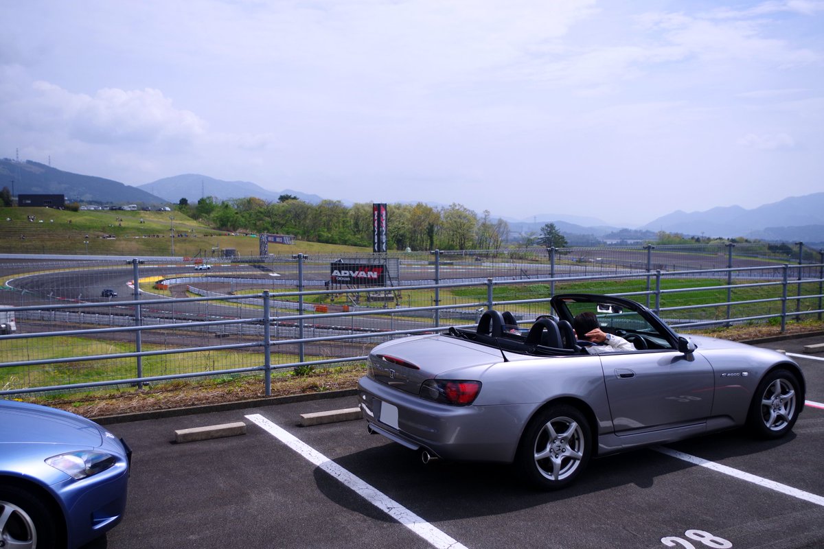 てしこうべ tweet media