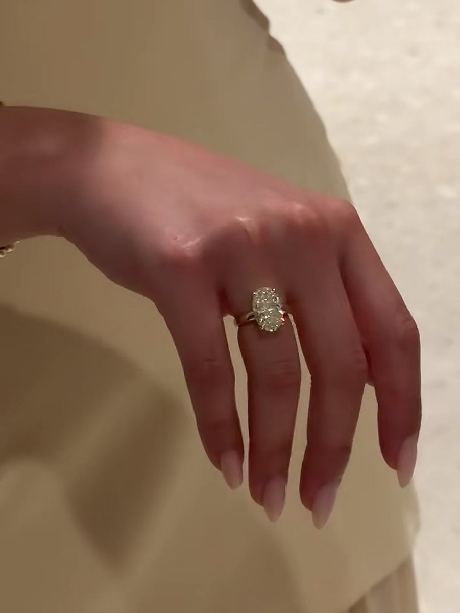 سام | sam tweet media