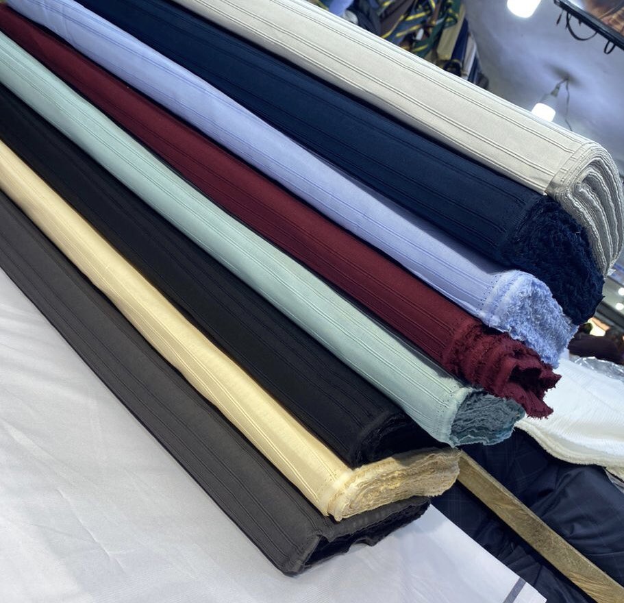 Humani ( THE FABRICS SELLER) tweet media