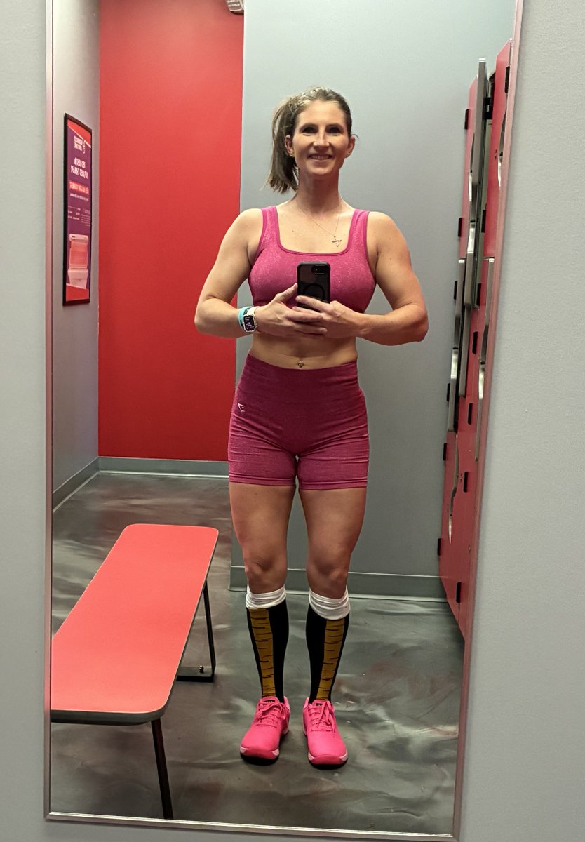 CountryTash tweet media