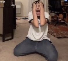 c🌸mi | it's complicated tweet media