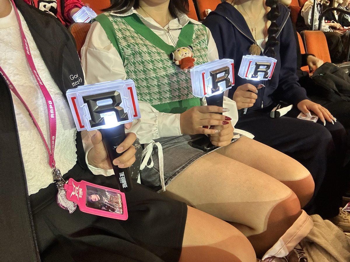 ｺﾊﾅ tweet media