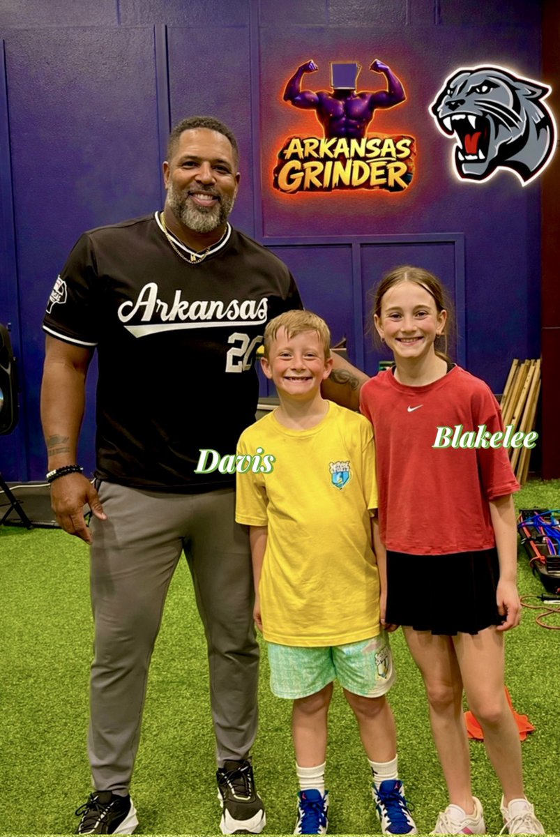 ArgrinderH20's tweet image. Benton Panther Grinder Squad 💪🏾 #SquadUp #repyocity #LetsGoooooo