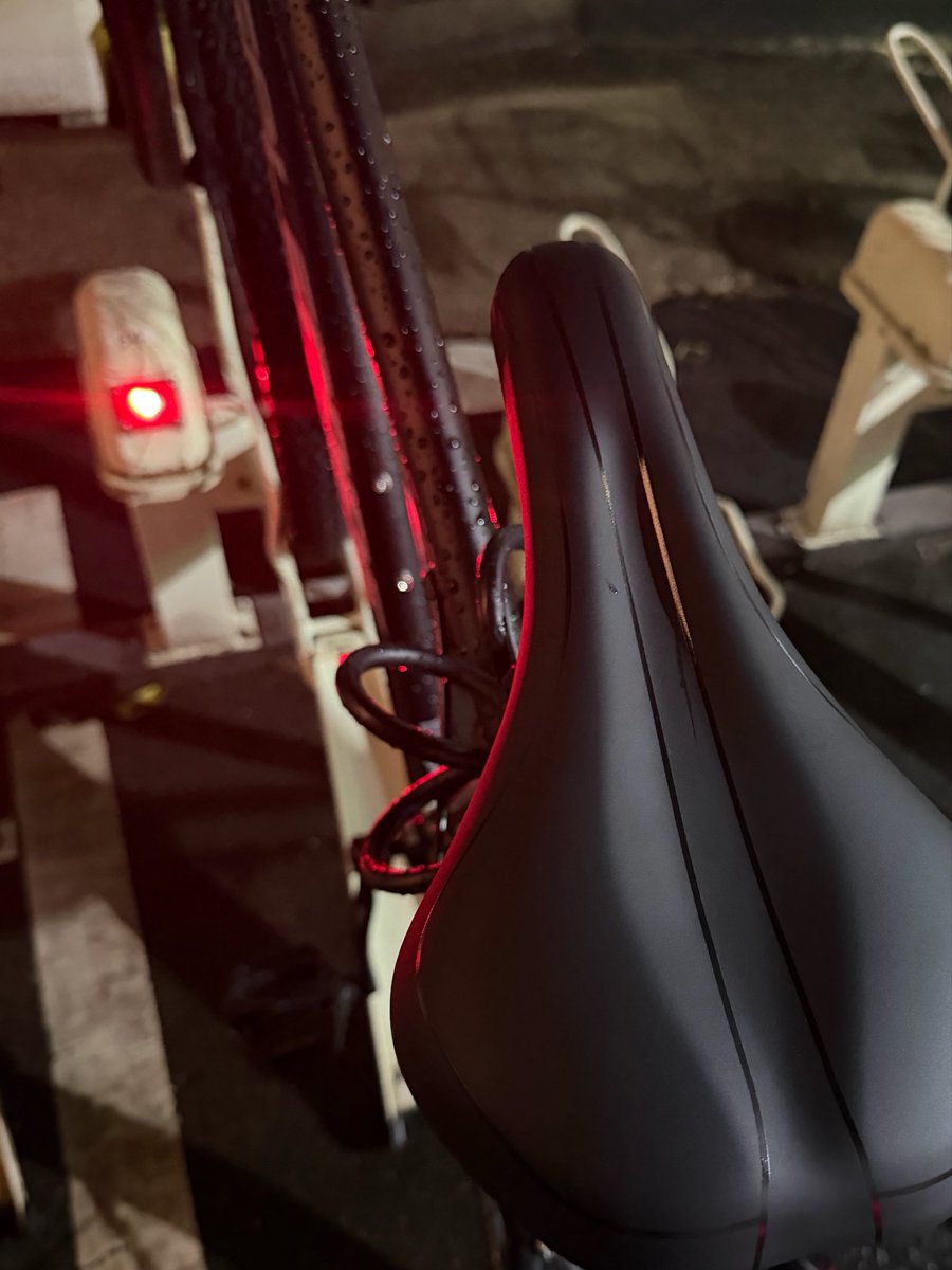 岡 竣太 tweet media