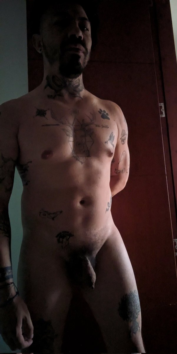 Buenos días.
RT si te metes a la ducha conmigo 😈🚿

Good morning.
RT if you'd hop into the shower with me 😈🚿