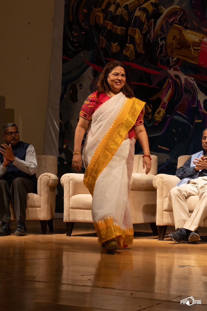 M_Lekhi's tweet image. “Gyanam Paramam Balam”. Knowledge is the ultimate strength. It is always a learning experience engaging with students who bring a refreshing perspective to knowledge and it’s sharing. In the age of AI, we are constantly reinterpreting knowledge and its ownership.#knowledge