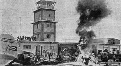 El amanecer del 15/04/1961 marcó el inicio formal de la  agresión militar orquestada por la administración estadounidense contra #Cuba🇨🇺, bajo el plan de la CIA conocido como Operación Pluto.

#PasiónXCuba #CubaViveEnSuHistoria #GirónEsHoy <a href="/centrofidel/">Centro Fidel Castro Ruz</a>