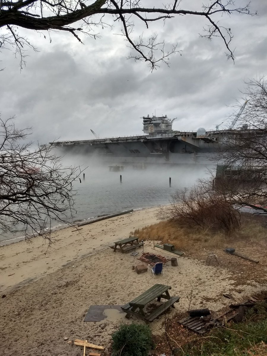 USMaritimeAction tweet media