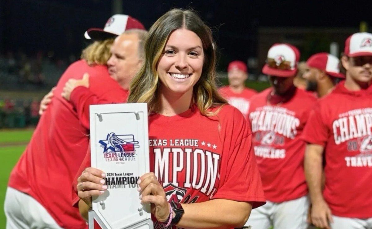 Amanda Lee sets the standard for care in professional baseball! Check out her article!
buff.ly/pdShMKt