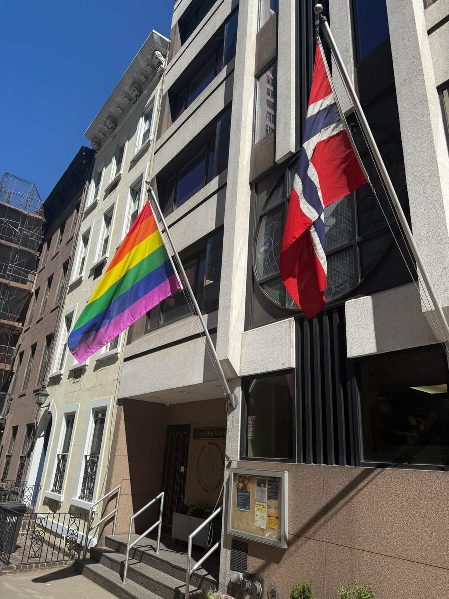 RT by @mikenov: Today marks 10 years since the Church of Norway decided that anyone who wishes can get married in the church. 📸 Norwegian Seamen’s Church, New York pic.