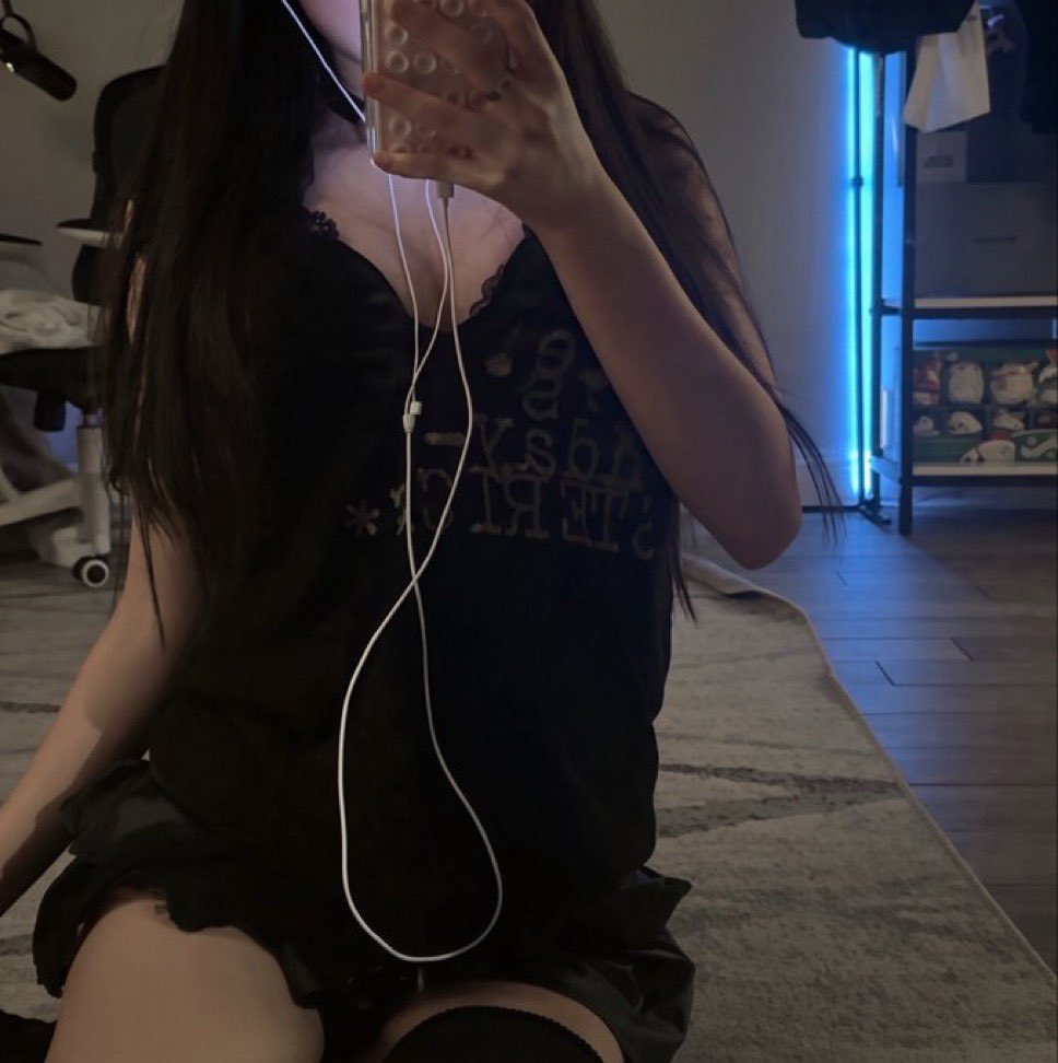 erichan147's tweet photo. dmしてー
 #裏アカjd  #裏アカ女子 https://t.co/wmm6m97WK5