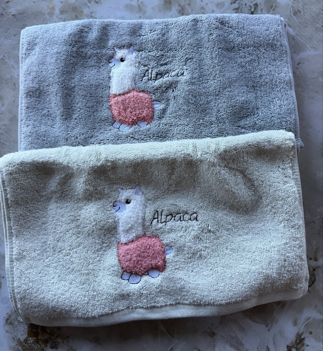 шапка tweet media