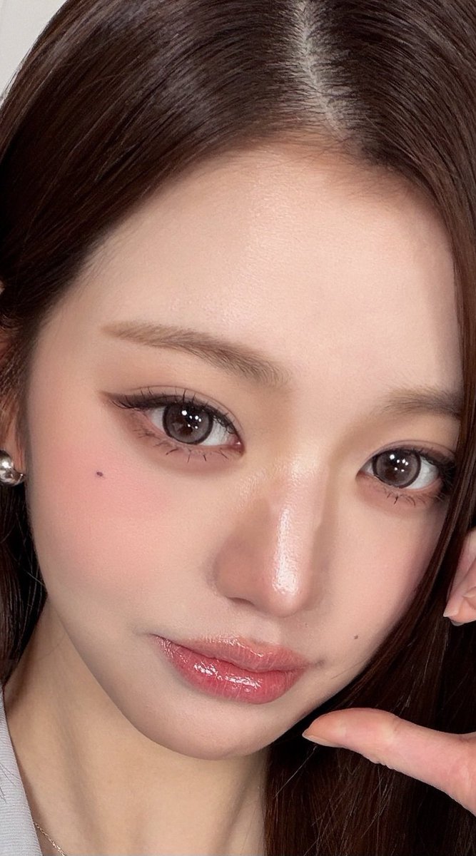 kpopfacee's tweet photo. Wonyoung https://t.co/pNCvm5RVR2