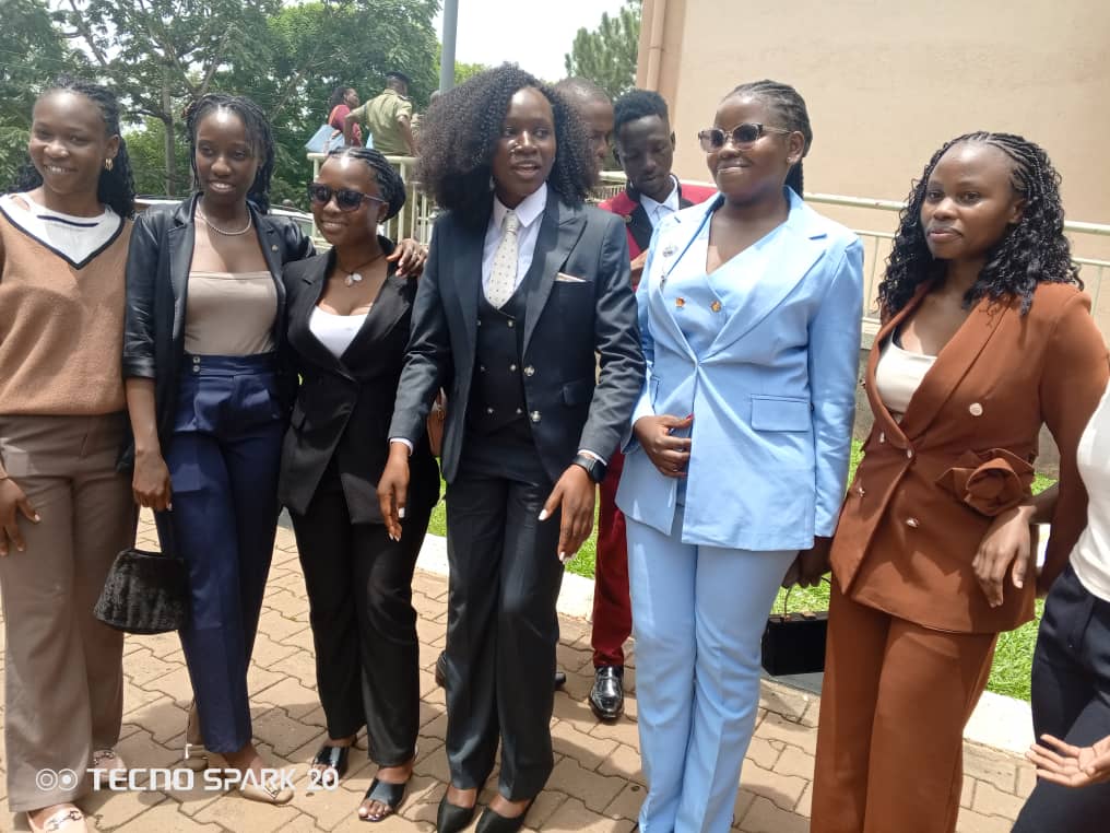 Daily Monitor tweet media