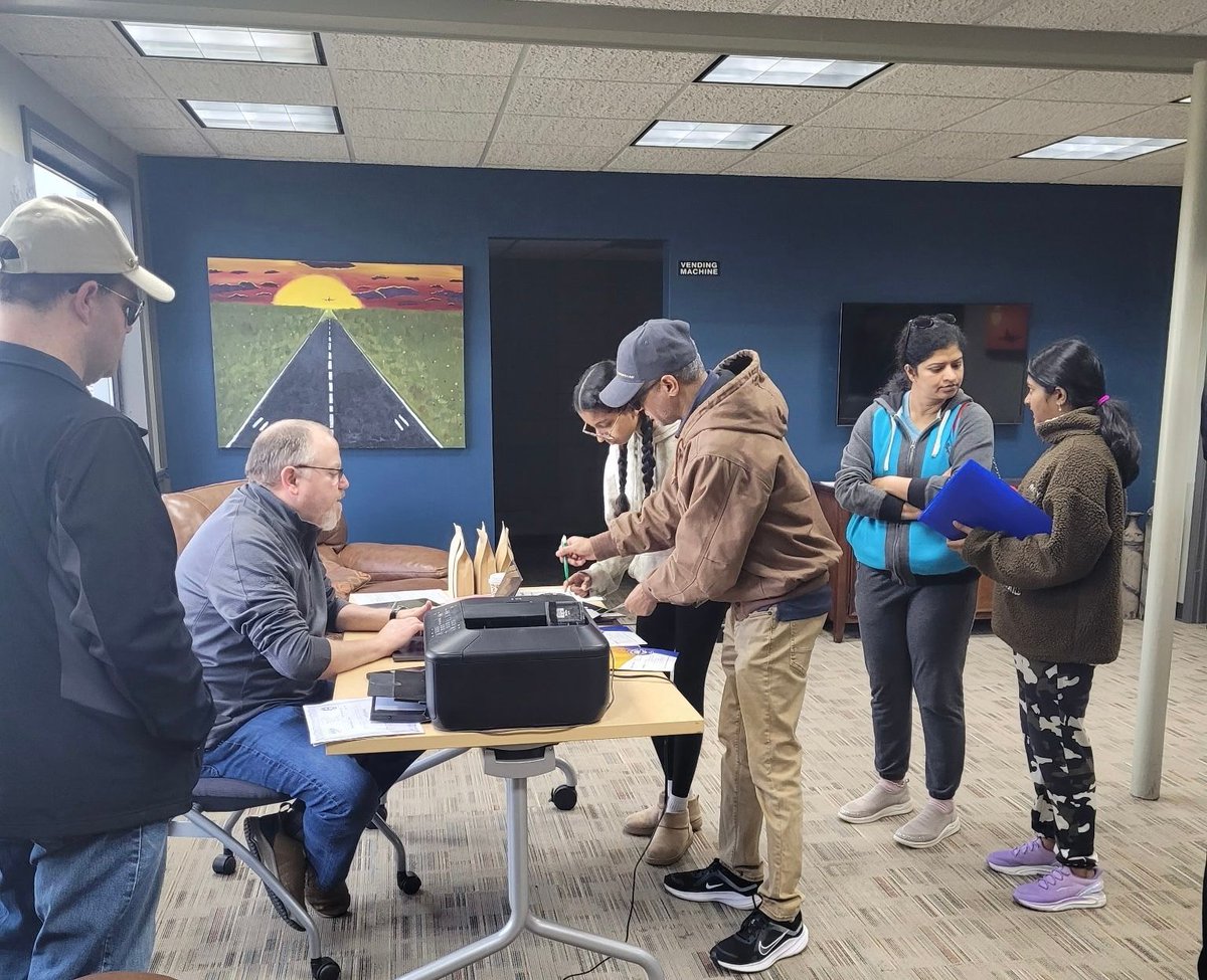 eaa563's tweet photo. We had a great time at our April 11 Young Eagles Rally. Chapter 563 gave 19 kids a free airplane ride and a chance to experience aviation up close! https://t.co/HgvK0zCwiw