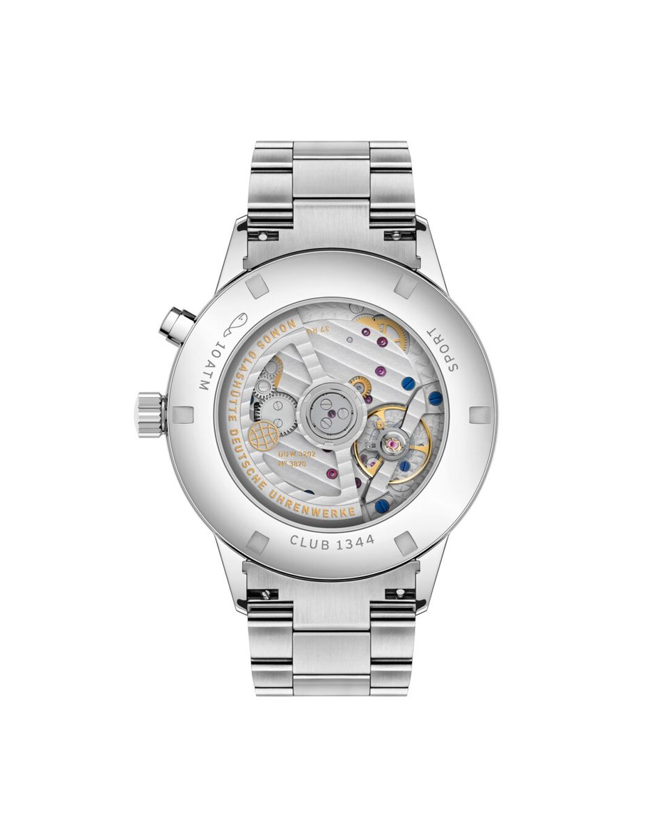 nomosglashuette's tweet image. Introducing #ClubSport neomatik #Worldtimer. With a white silver-plated dial, this #watch a calm and focused presence to the wrist, while select color accents highlight technical features.

nomos-glashuette.com