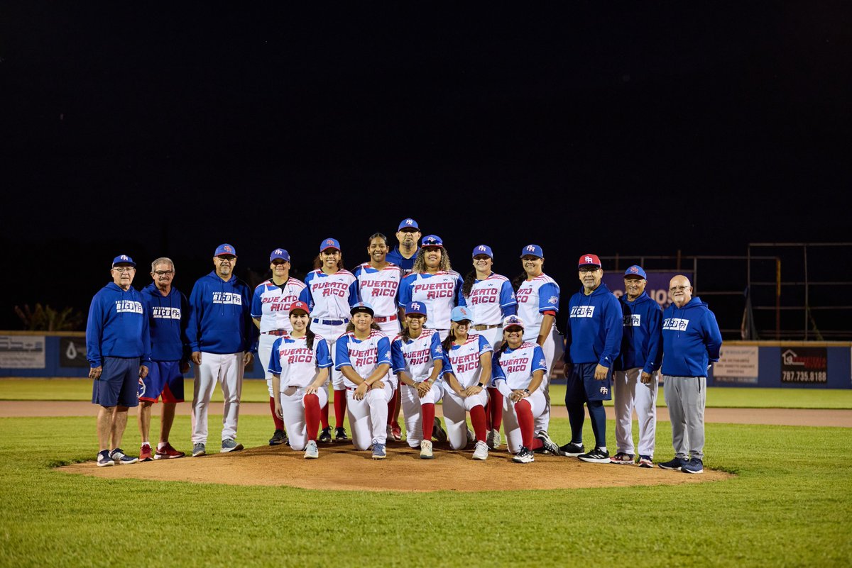 BeisbolPR's tweet photo. ¡Seguimos en preparación!
#LasNuestras afinando detalles para su serie clasificatoria ante Canadá, programada del 29 de abril al 3 de mayo en el Estadio Roberto Clemente Walker de Carolina, en busca de un boleto a la fase de grupos del Mundial de Béisbol Femenino 2026.
#FBPR https://t.co/mDhTcB8i2W