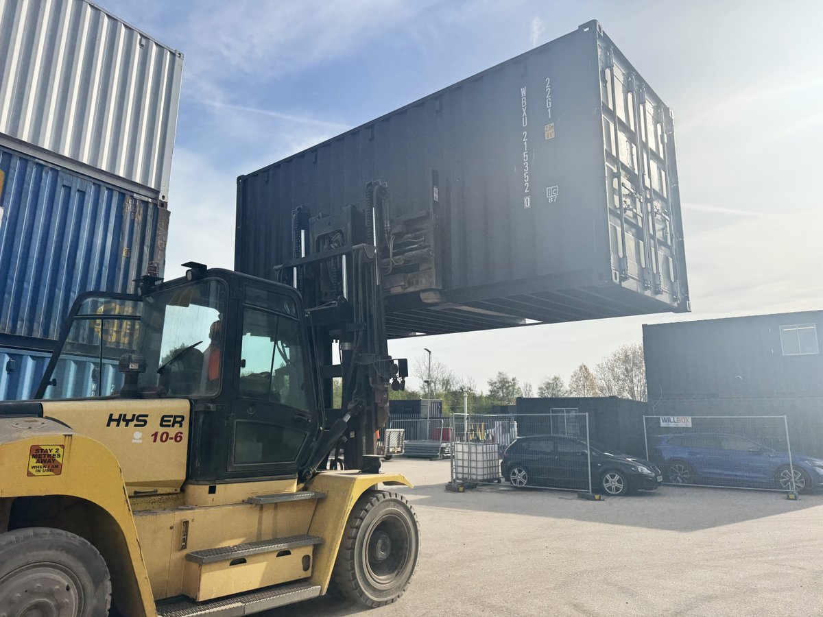 willboxuk's tweet photo. Limited stock⏰

Are you looking for a secure container for a construction or agriculture project? Well then you need to grab one of these high quality 20ft containers, while they are still in stock.

💻sales@willbox.co.uk or 📞0800 023 5060.

#containers https://t.co/1ghUMf3NpV