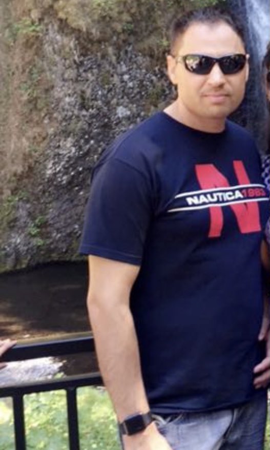 irlRYU's tweet photo. Before and after I went on my weight loss journey at the age of 40. #SHOTOkan🥋 https://t.co/gZkhevX1Py