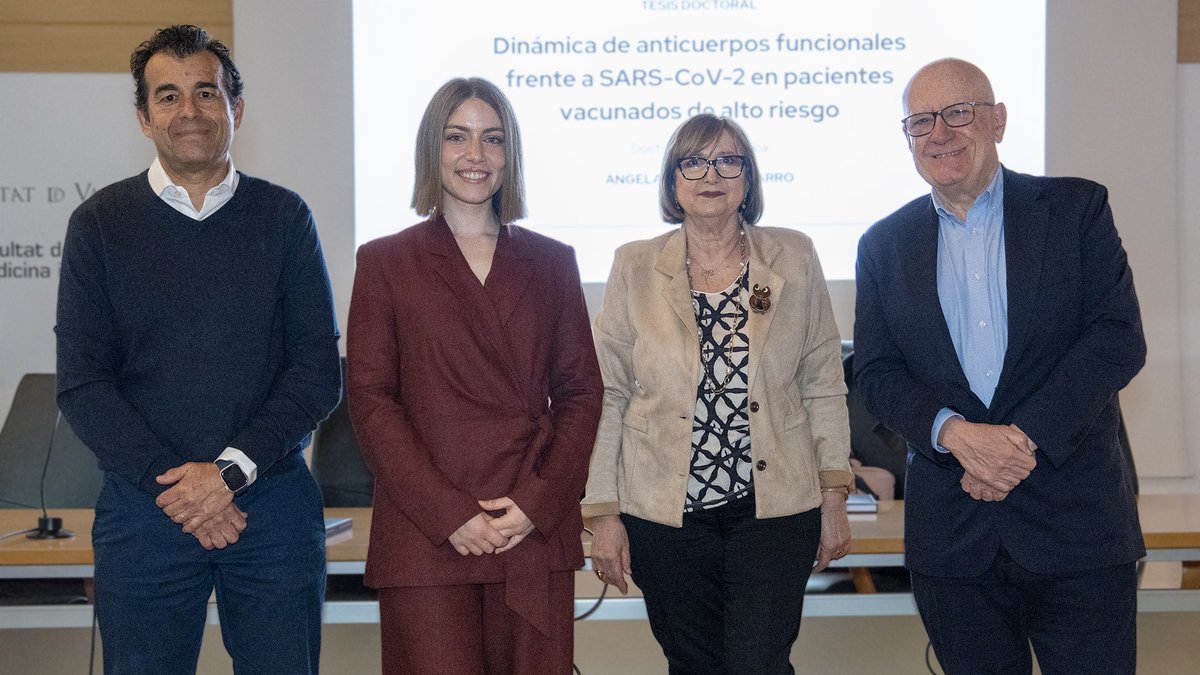 incliva_iis's tweet photo. 👏 Damos la enhorabuena a Angela Sánchez Simarro, del Grupo de Microbiología Molecular y Patogénesis Microbiana, por la defensa de su tesis doctoral 'Dinámica de anticuerpos funcionales frente a SARS-CoV-2 en pacientes vacunados de alto riesgo', dirigida por el Dr. David Navarro https://t.co/mlS5XdUHhC