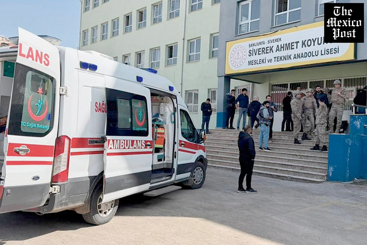 MexicoPost's tweet image. #Tiroteo en #secundaria de #Turquía deja 16 #heridos

Dieciséis personas, en su mayoría #estudiantes, resultaron heridas en un tiroteo en un #InstitutoTécnico de la #provincia de #Sanliurfa.
themexicopost.com/?p=79585