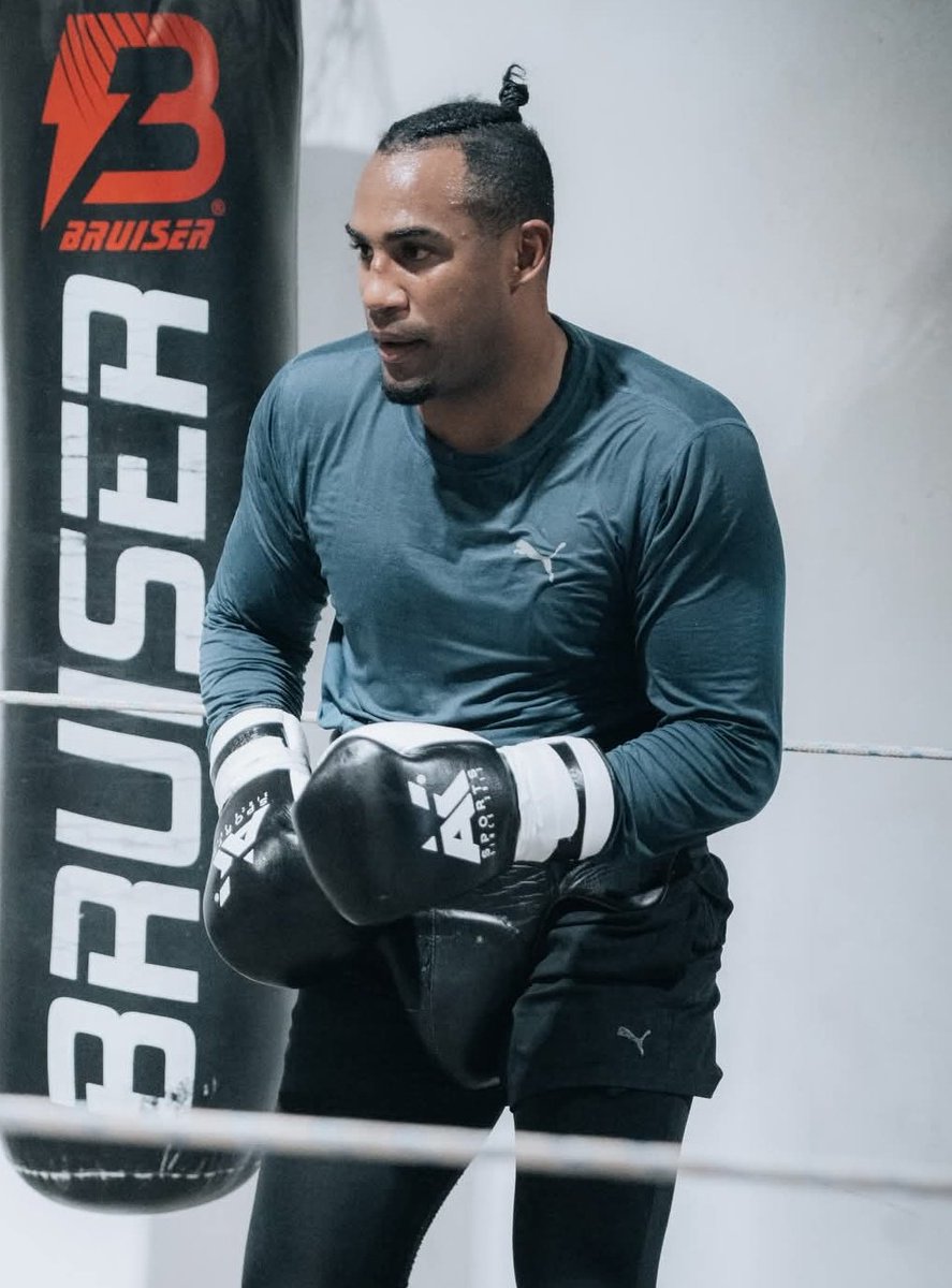 La promotora Agon Sports, que gestiona las incursiones de Domadores de Cuba en el #boxeoprofesional, promociona la presencia del bicampeón olímpico Arlen López en un programa pactado para el 1 de mayo en Palma de Mallorca, España.
#Cuba #BoxeoCubano