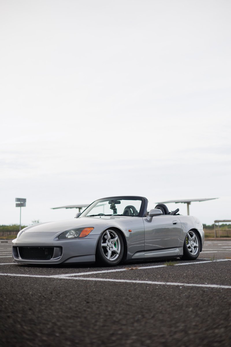 ym0130R's tweet photo. #S2000発売記念日
今年中には塗装終わらせたいの気持ち https://t.co/GXQN5FGJ2I