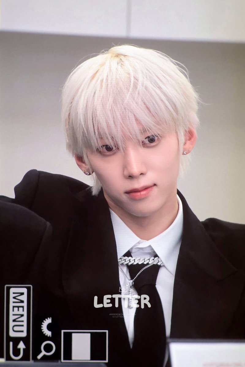 LETTER tweet media