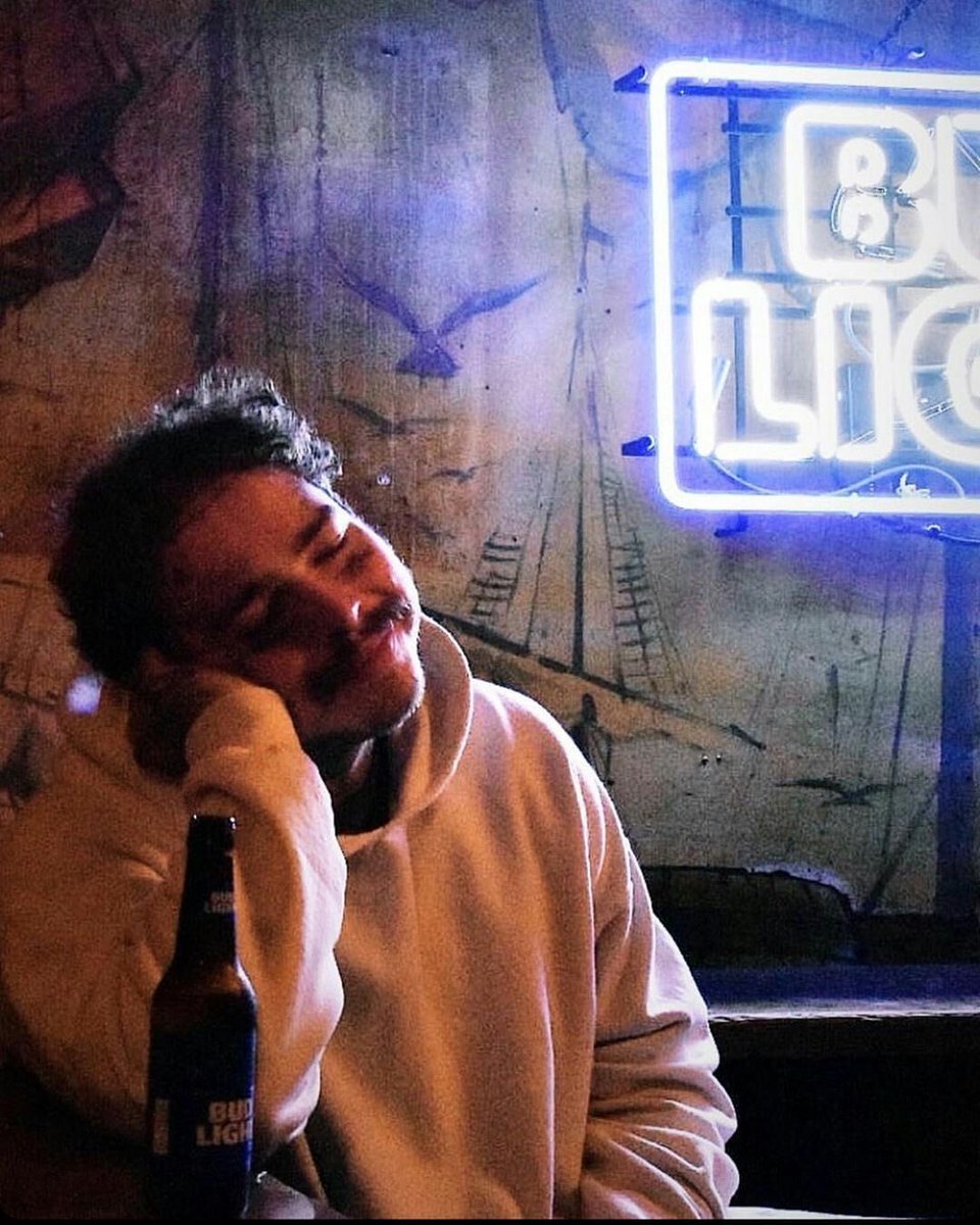 Post Malone FR 🍻 (@austinpostfr) on Twitter photo 