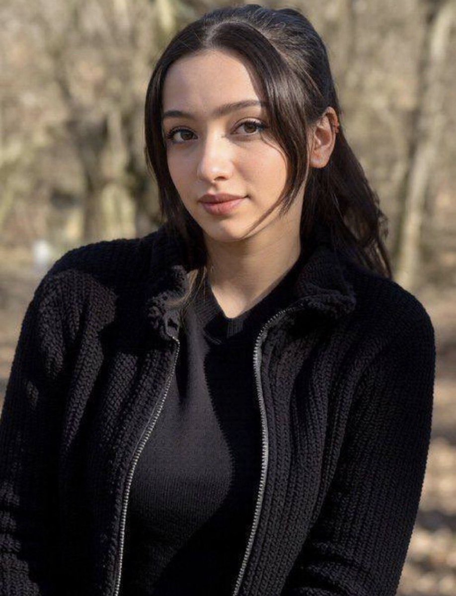 Gazelle غزاله شارمهد tweet media