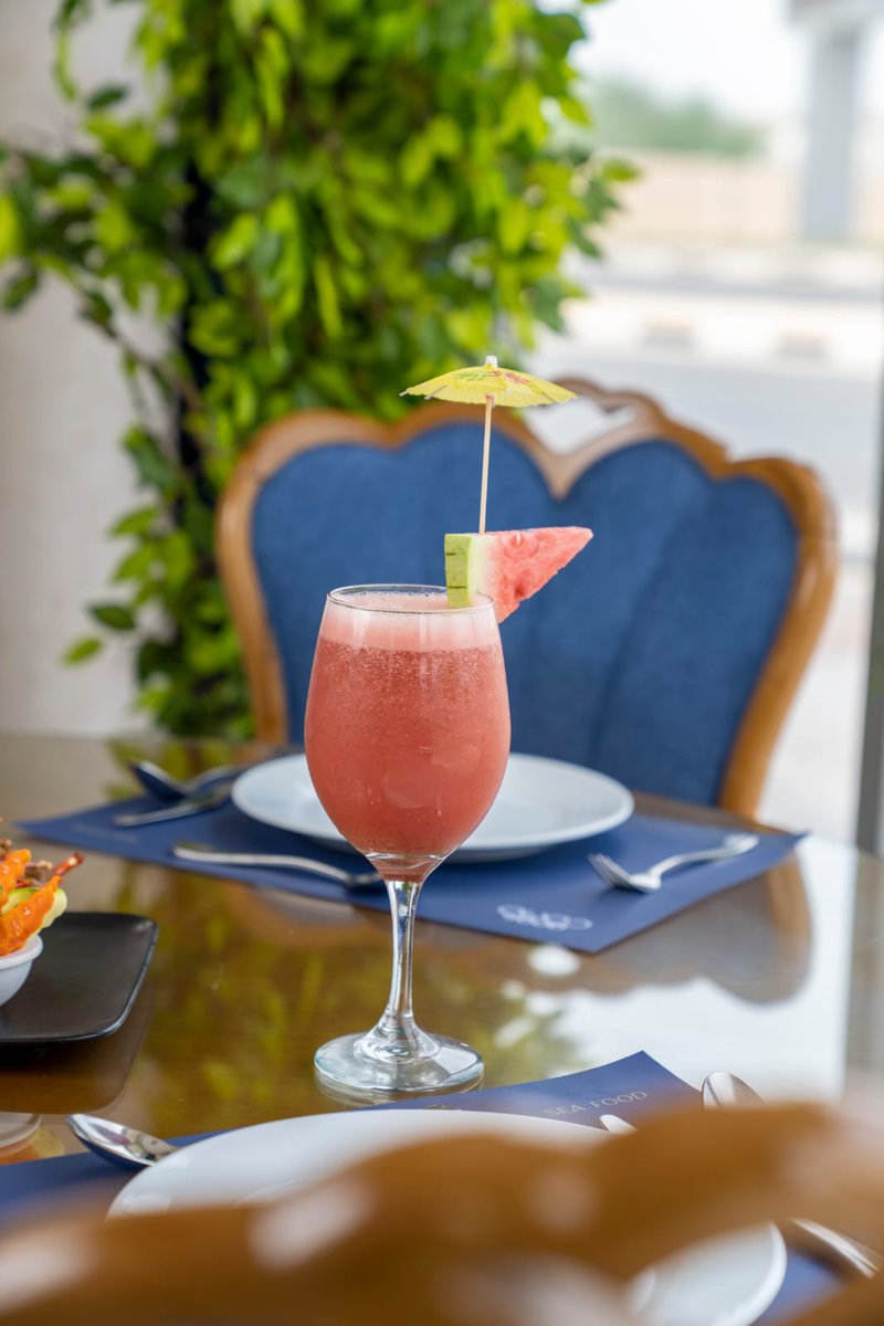 مطعم كومو tweet media