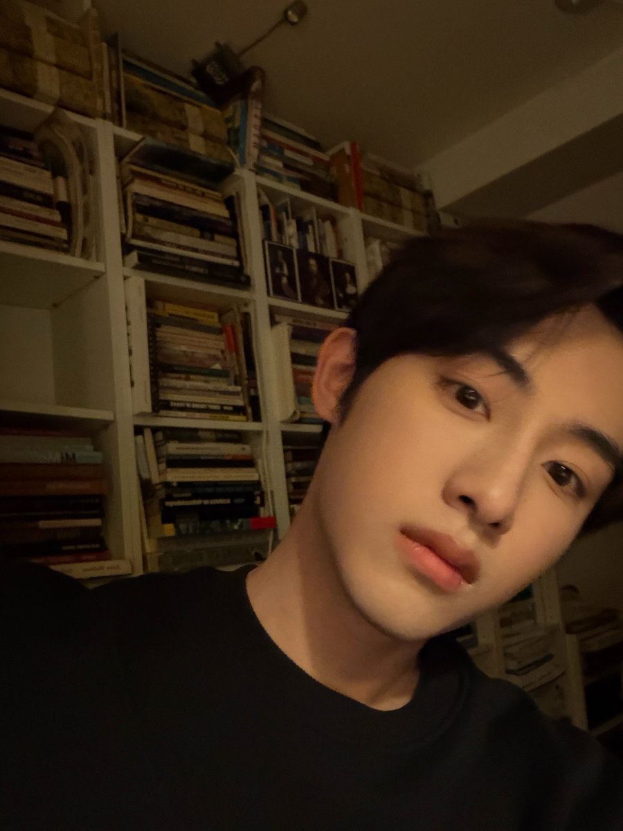 Let's WINWIN tweet media