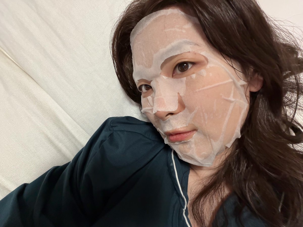 seulreneutt's tweet photo. pov: seulgi is your girlfriend https://t.co/FxK9GKFvdR