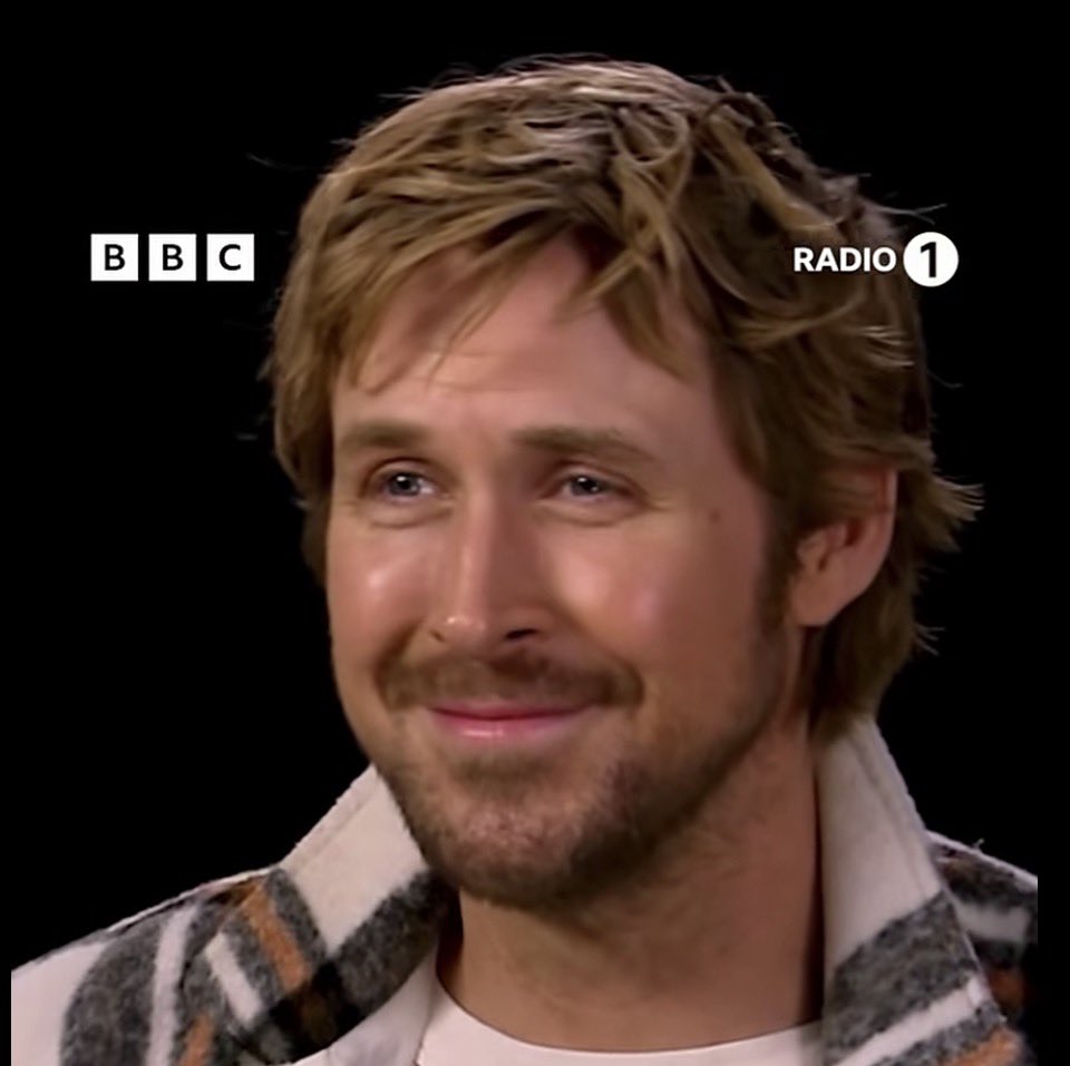 larabarC4's tweet image. Ignore the fuckass BBC watermark hello sweet angel good morning Mr. Smiley