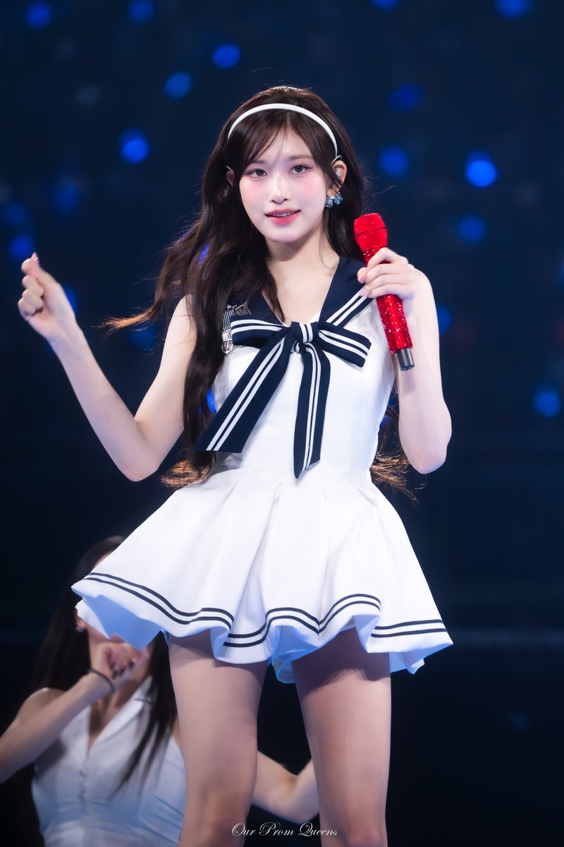 Our Prom Queens tweet media