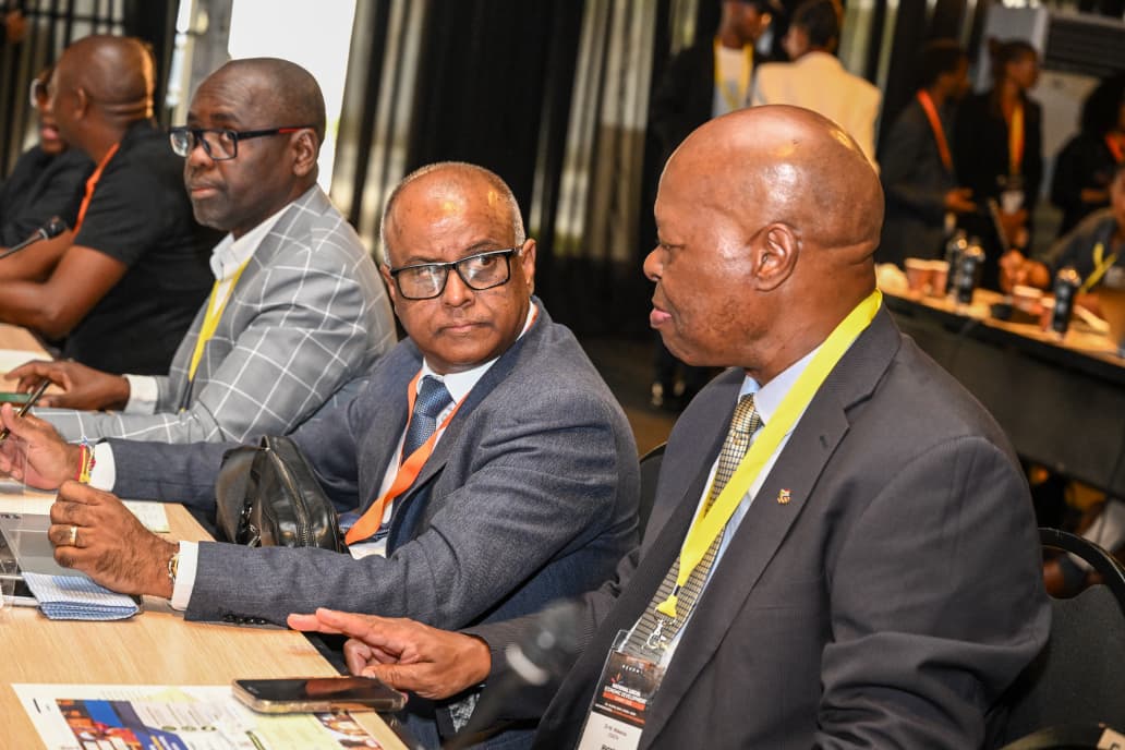 NationalCoGTA's tweet photo. The review of the White Paper on Local Government is a strategic shift to build capable, well-resourced municipalities that enable investment, entrepreneurship and job creation.

#LocalEconomicDevelopment https://t.co/ULM86UAQMh