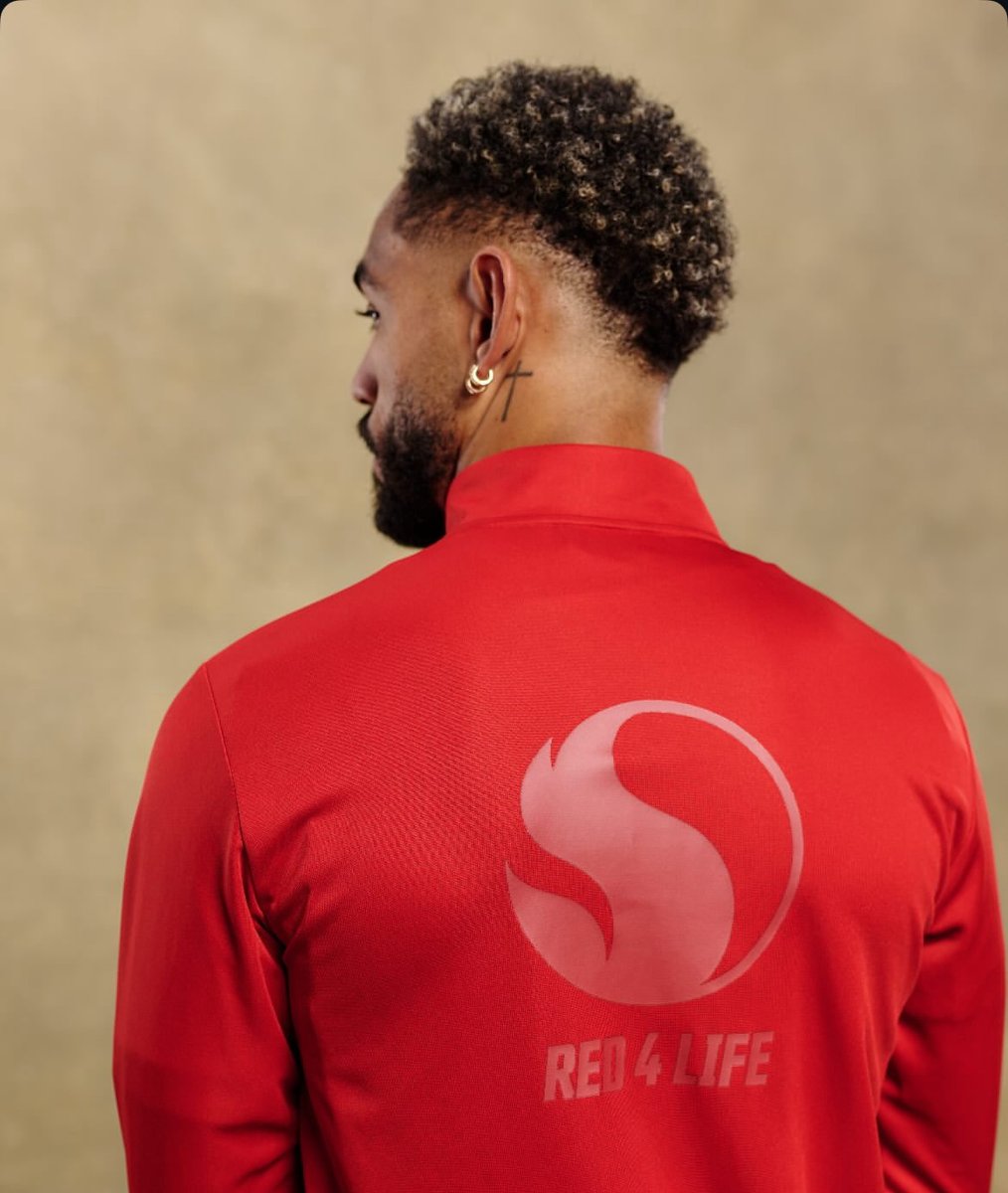BeyondUTD1's tweet photo. ๐ธ-๐ด #Red4life @Snapdragon https://t.co/7YHgD4Pj26