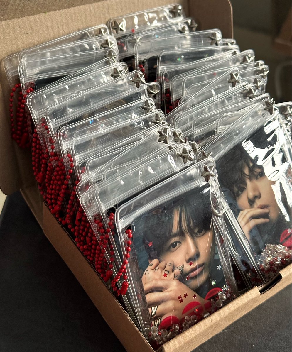 🪭 claralho ⊙⊝⊜ VAI VER O BTS tweet media