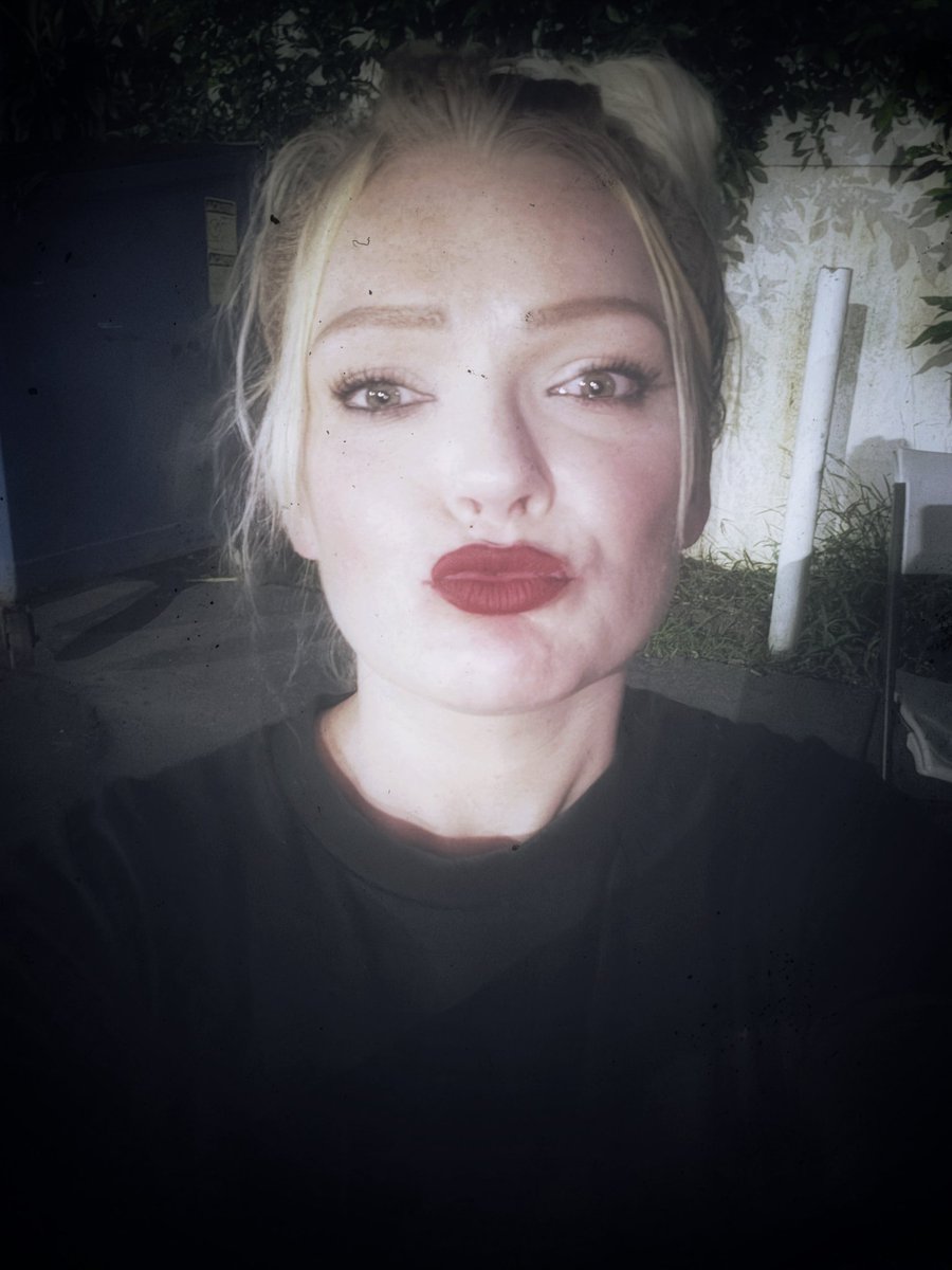 Zoey Paige tweet media