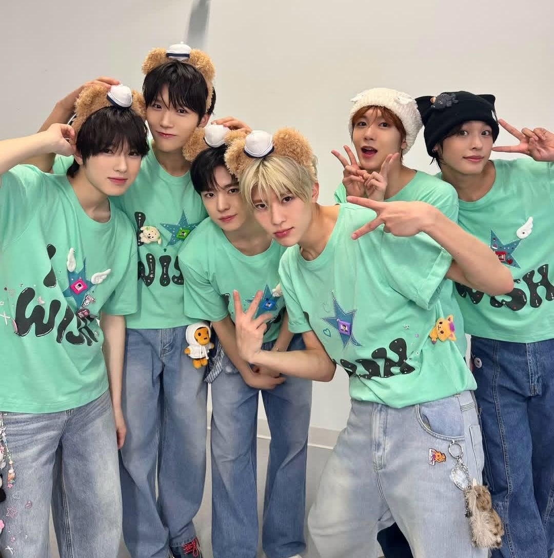 nus2vif's tweet photo. 아니 이렇게 잘생기신분들 옆에 
오카시 가면 큰일납니다 상대적으로 
더 못생겨져요 https://t.co/R3VVp2Yk0Q