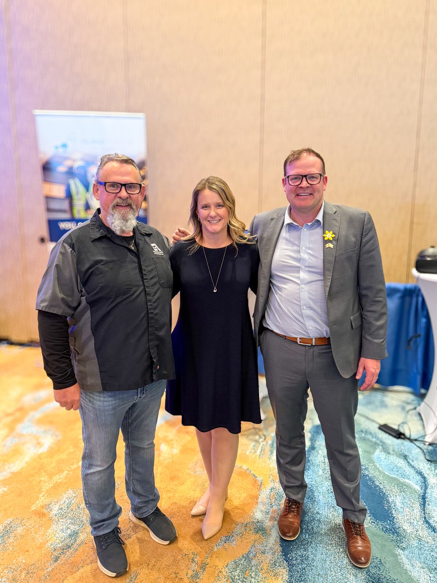 capei's tweet photo. Thank you to the Hon. Zach Bell, Minister of Workforce and Advanced Learning and Minister Responsible for Acadian and Francophone Affairs, and the Hon. Jenn Redmond, Minister of Economic Development, Trade and Artificial Intelligence, who stopped by and tried out our VR trades! https://t.co/VPVsDRgwyY