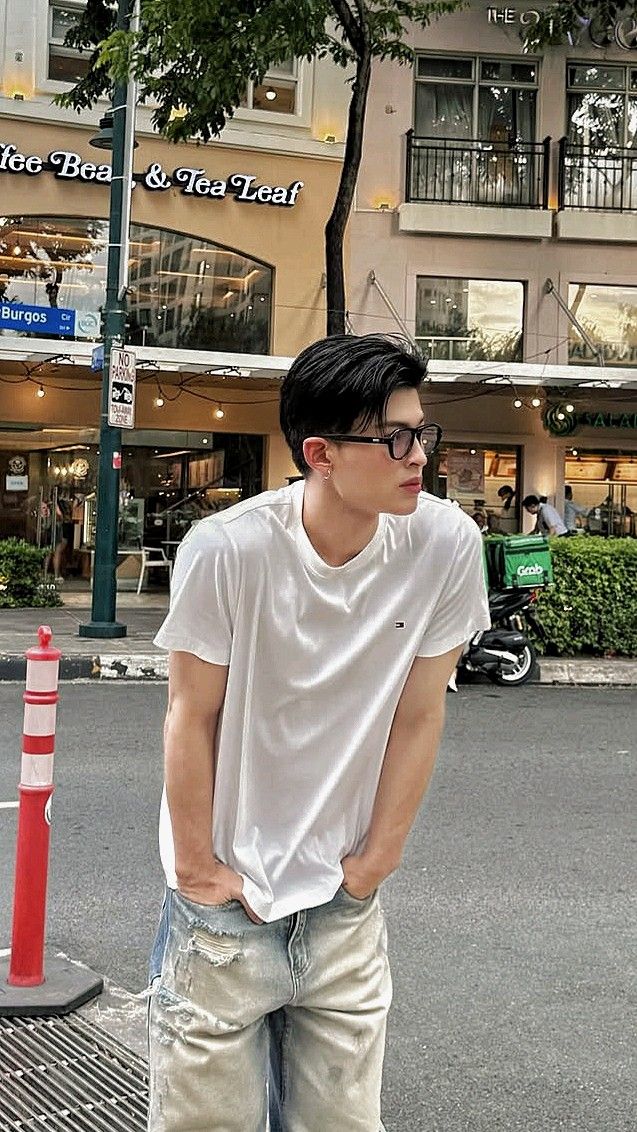 POND BASE tweet media