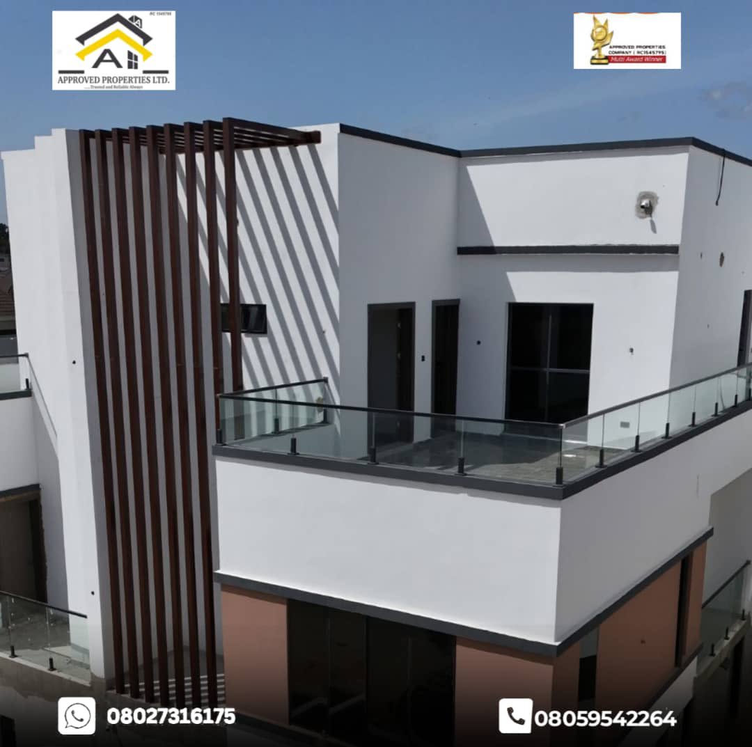 ApprovedCompany's tweet image. FOR SALE: 4 BED || MILLENNIUM ESTATE, GBAGADA || 370M

Newly built &amp;amp; well finished 4-bedroom semi detached duplex with BQ 
📌 Location: Millennium Estate, Gbagada
📌 Price: 370m

For all enquiries, call or  WhatsApp us on 08027316175 or 08059542264

#realestate #housing #buy