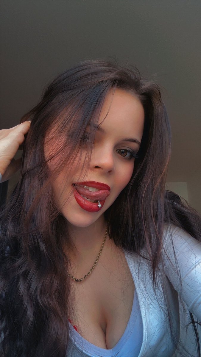 HerrinMaluschu's tweet photo. FAKECHECK ! 🔥💋
#findom #beta #geldherrin #paypig #zahlfotze #sendtribut #money #feetlove https://t.co/dEtEFRGMY6