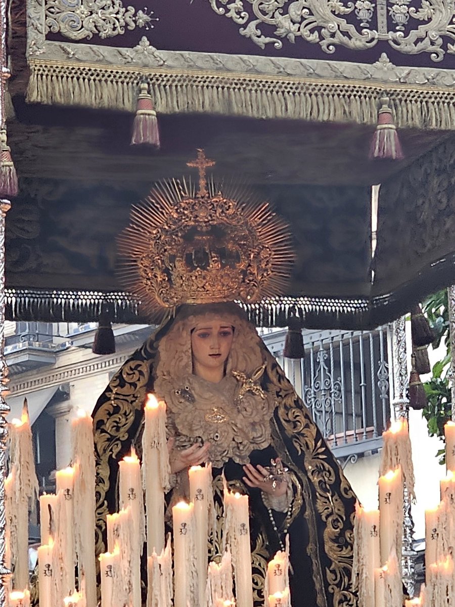 pepecorazon2's tweet photo. Recuerdos del Sábado Santo con la Hermandad de Los Servitas.
@LosServitas
@BandaCantillana
@BandadeCoria
#SSantaSevilla26
#TDSCofrade
📷 Galería 3 de 4 https://t.co/DlqeHOzulf